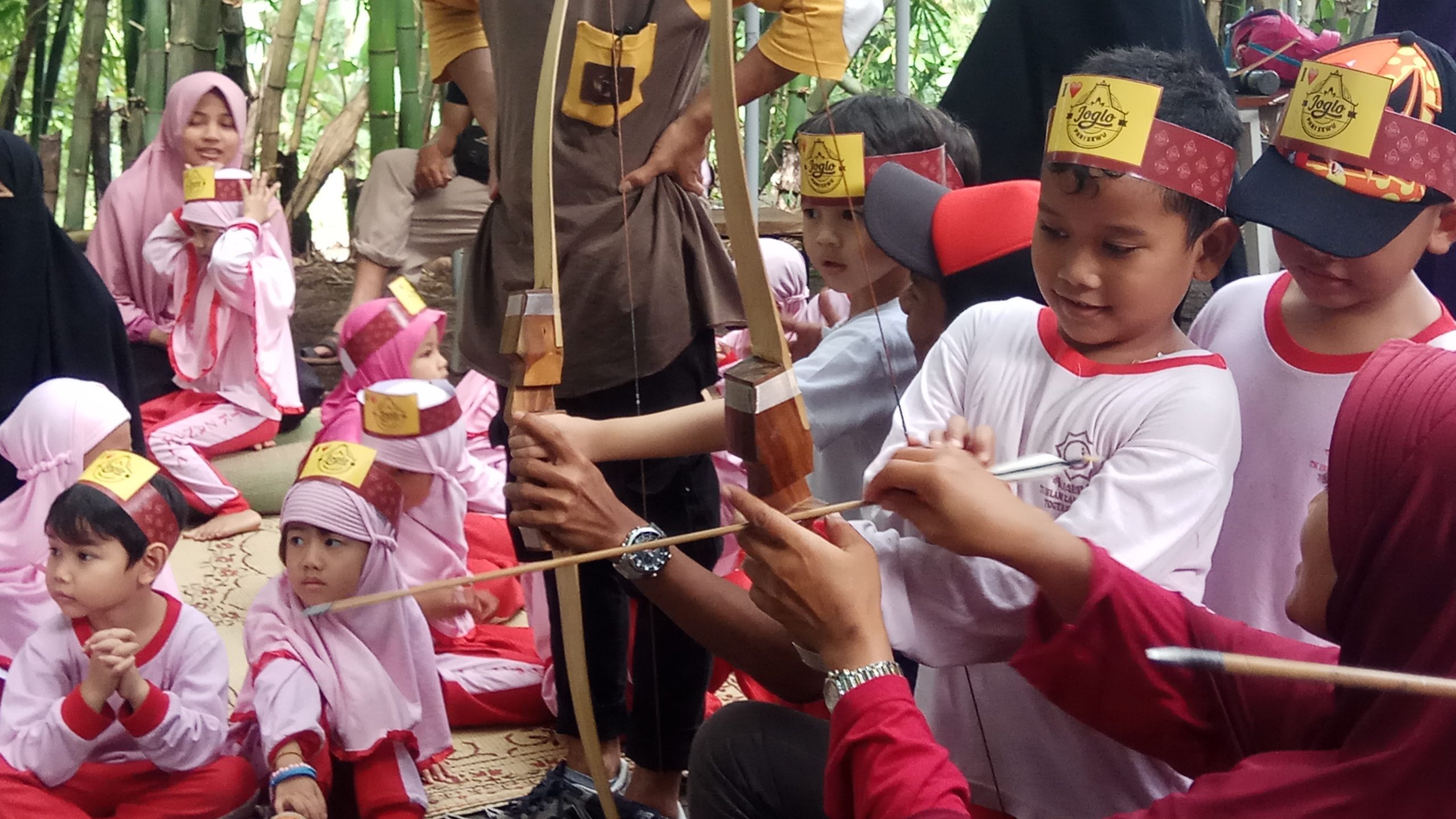 Joglopari sewu Tempat Outbond Anak Jogja